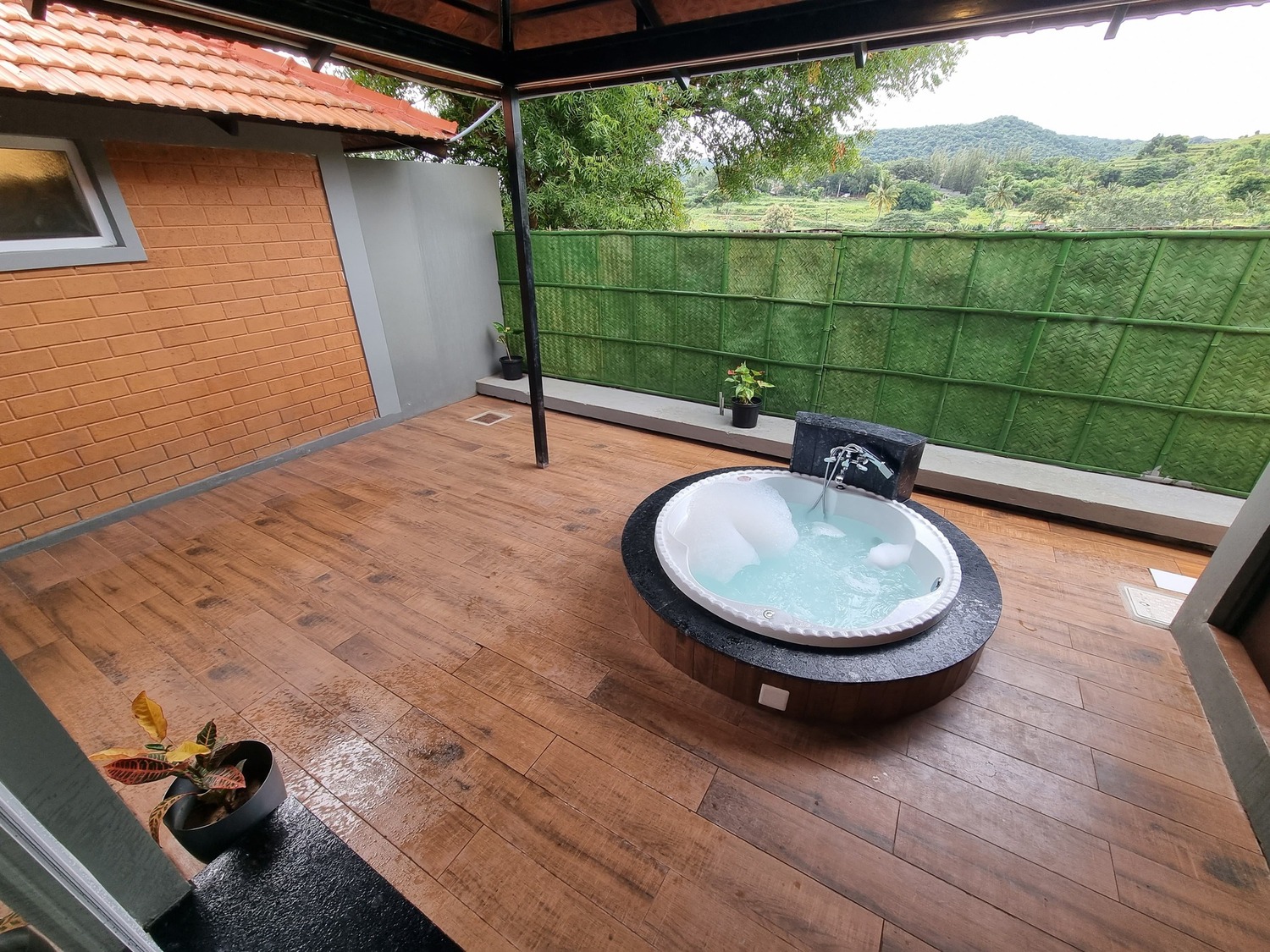 Jacuzzi 4